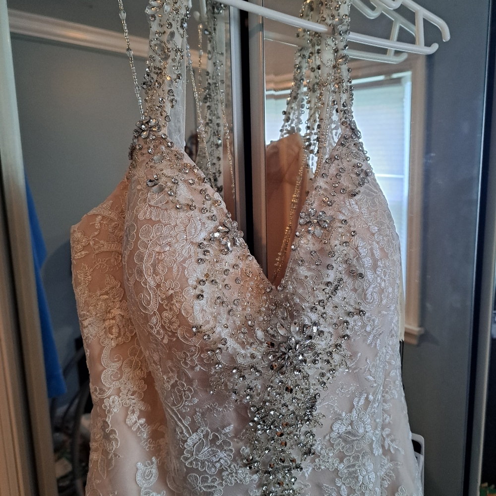 Wedding dress